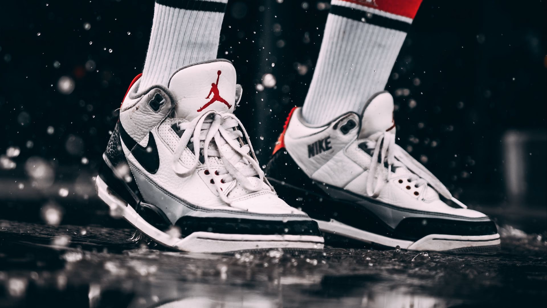 What is a 1080 x 1920 pixel photo converter?