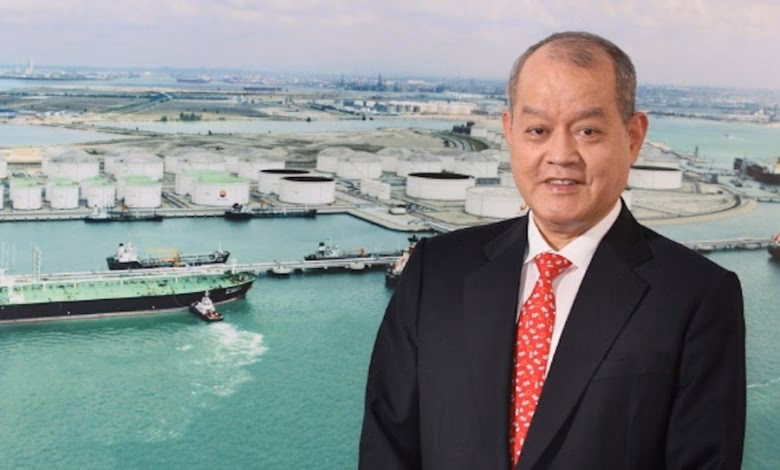 What is the difference between hinfstruct and hinfsyn?