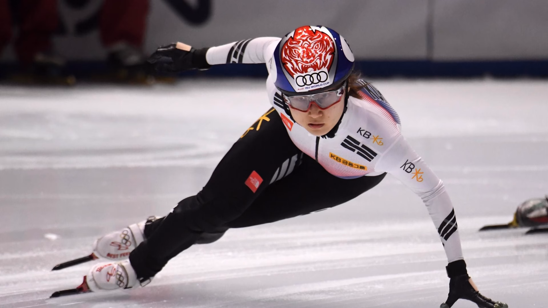 How long did Choi Min-jeong skate?