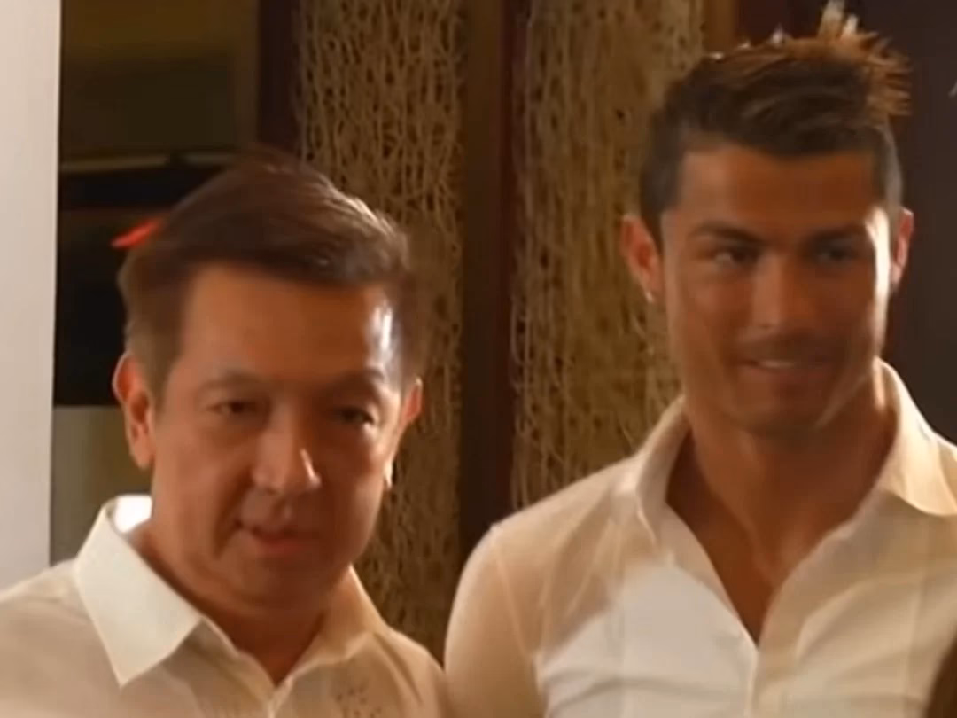 Did Peter Lim donate $10 million to Singapore Olympic Foundation?